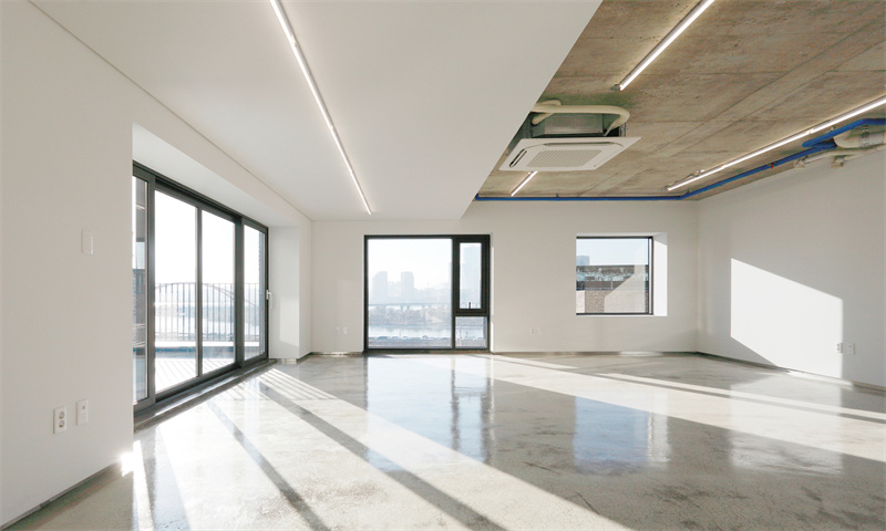 深圳市和中心：连接内地与国际的重要门户城市