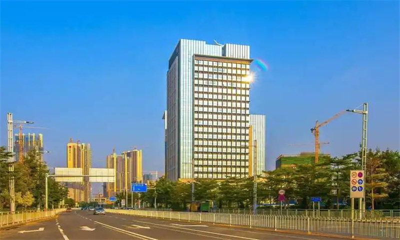 新闻稿：深圳市宝安区荣超滨海大厦——引领商务办公新潮流