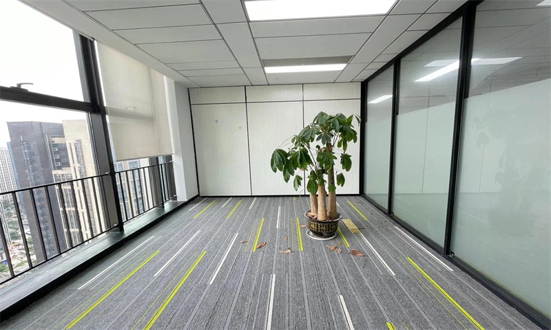 深圳市龙华区中晟置地大厦——引领商务办公新潮流